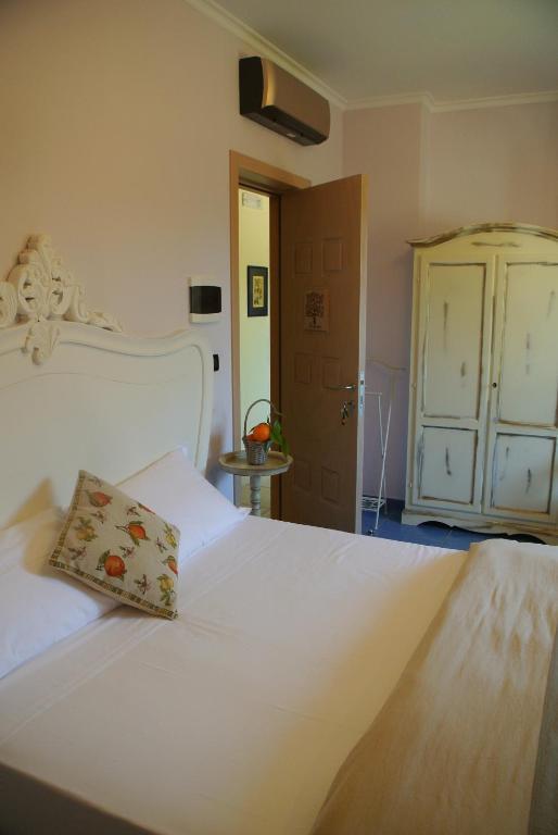 Hotel Il Giardino Del Te Barletta Habitación foto