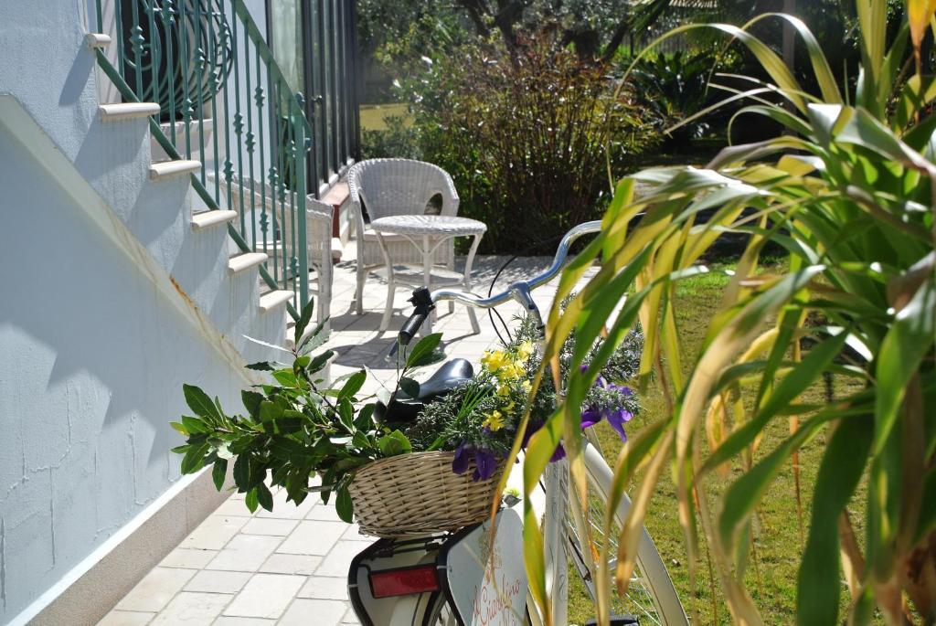 Hotel Il Giardino Del Te Barletta Exterior foto