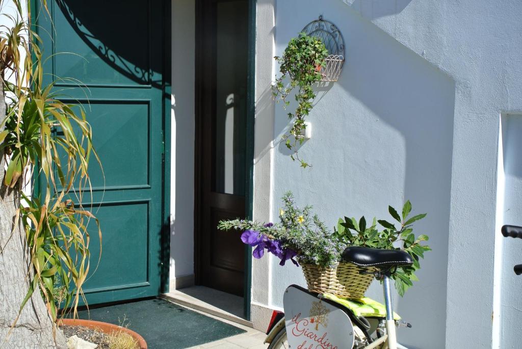 Hotel Il Giardino Del Te Barletta Exterior foto